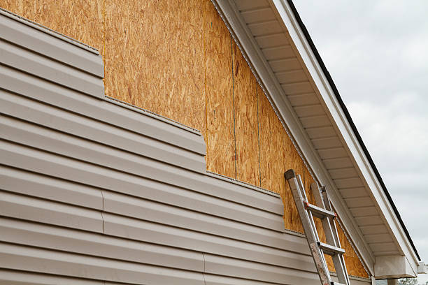 Professional Emergency Siding Repair technician working in Lawndale, NC